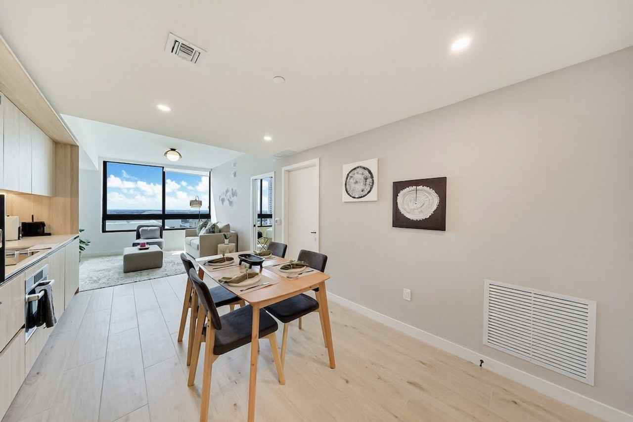 40 Nw 3rd St #1523917P - Photo 5 of 18