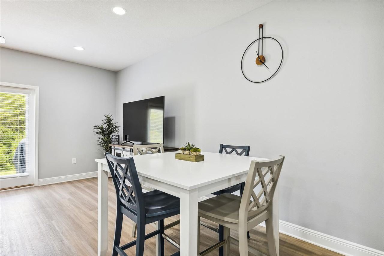 7664 Shadow Lake Drive #1523352P - Photo 4 of 36