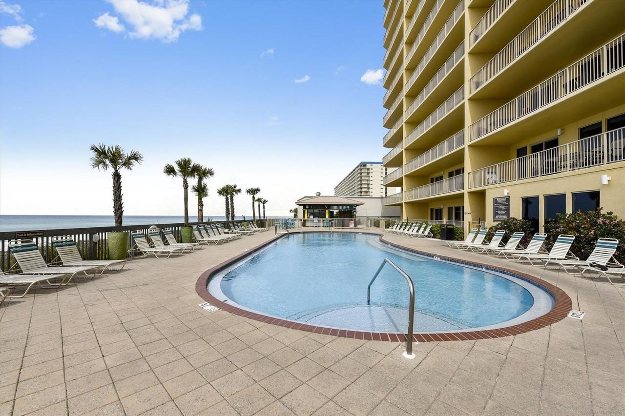 8715 Surf Dr #1523323P - Photo 7 of 23