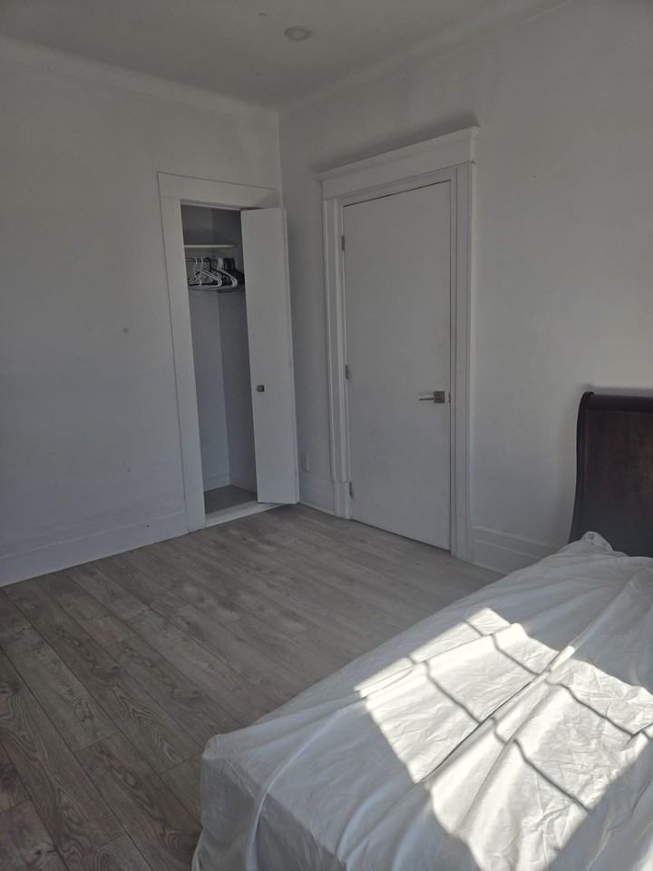 4095 Boulevard Décarie - Photo 5 of 22
