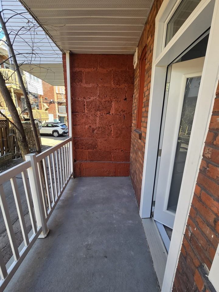 4095 Boulevard Décarie - Photo 6 of 22