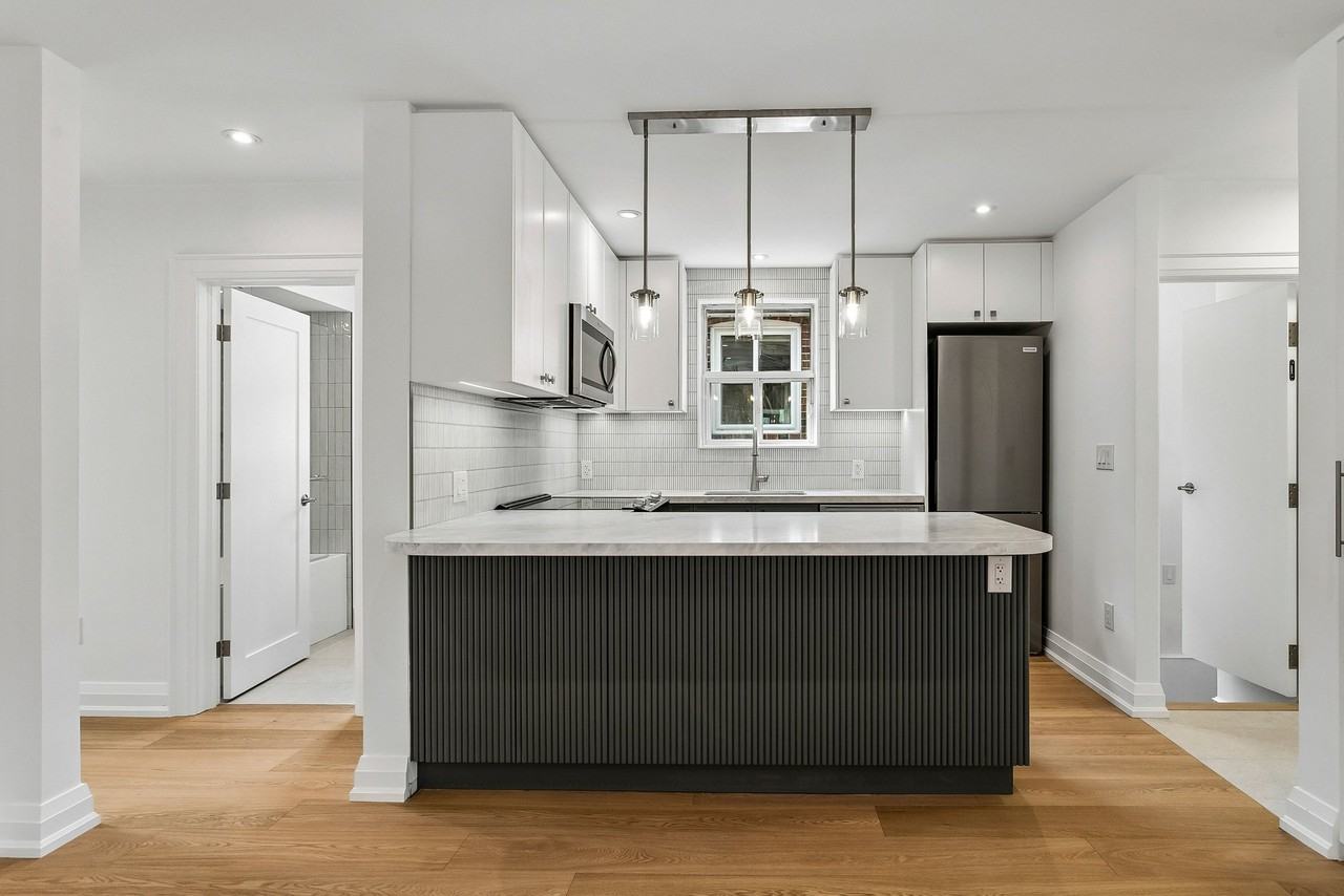 73 Lanark Avenue - Photo 2 of 18