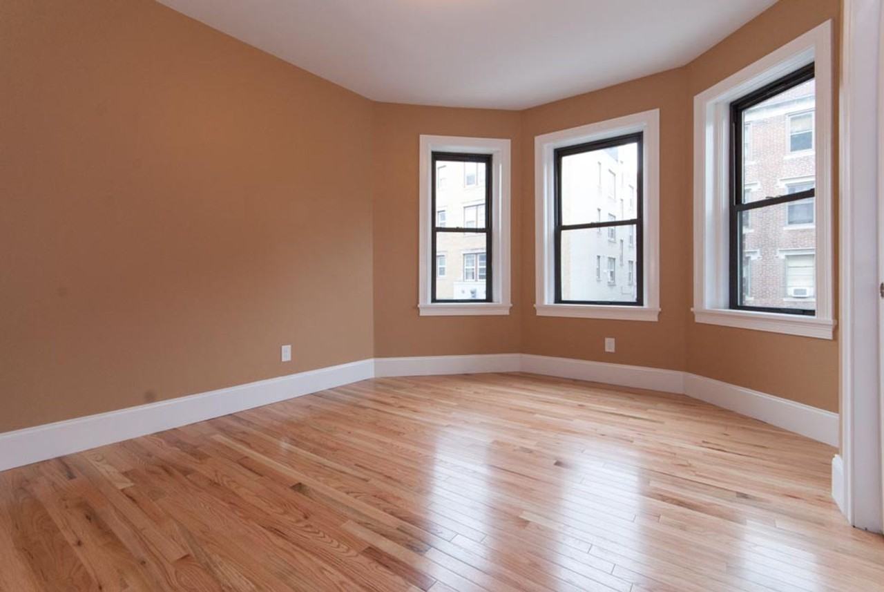 6 Lothian Rd #1 - Photo 5 of 10