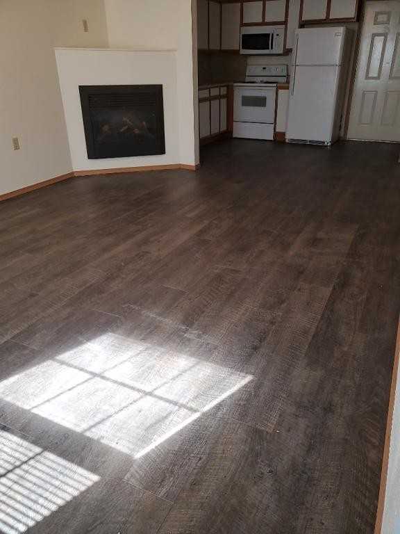 1400 W Frosty Dr - Photo 5 of 10