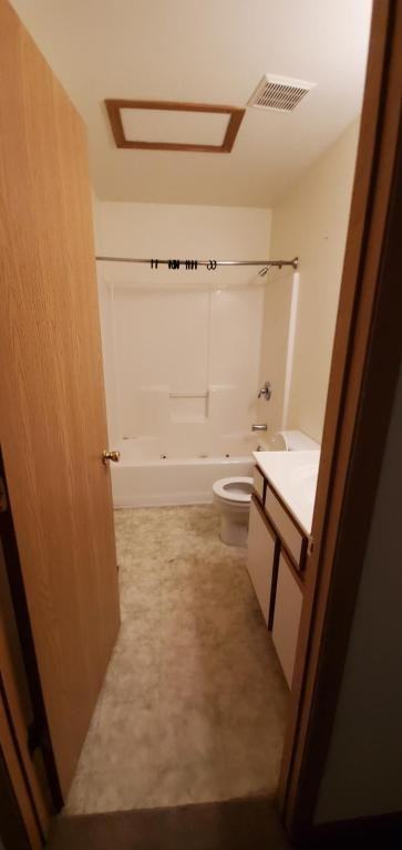 1400 W Frosty Dr - Photo 7 of 10