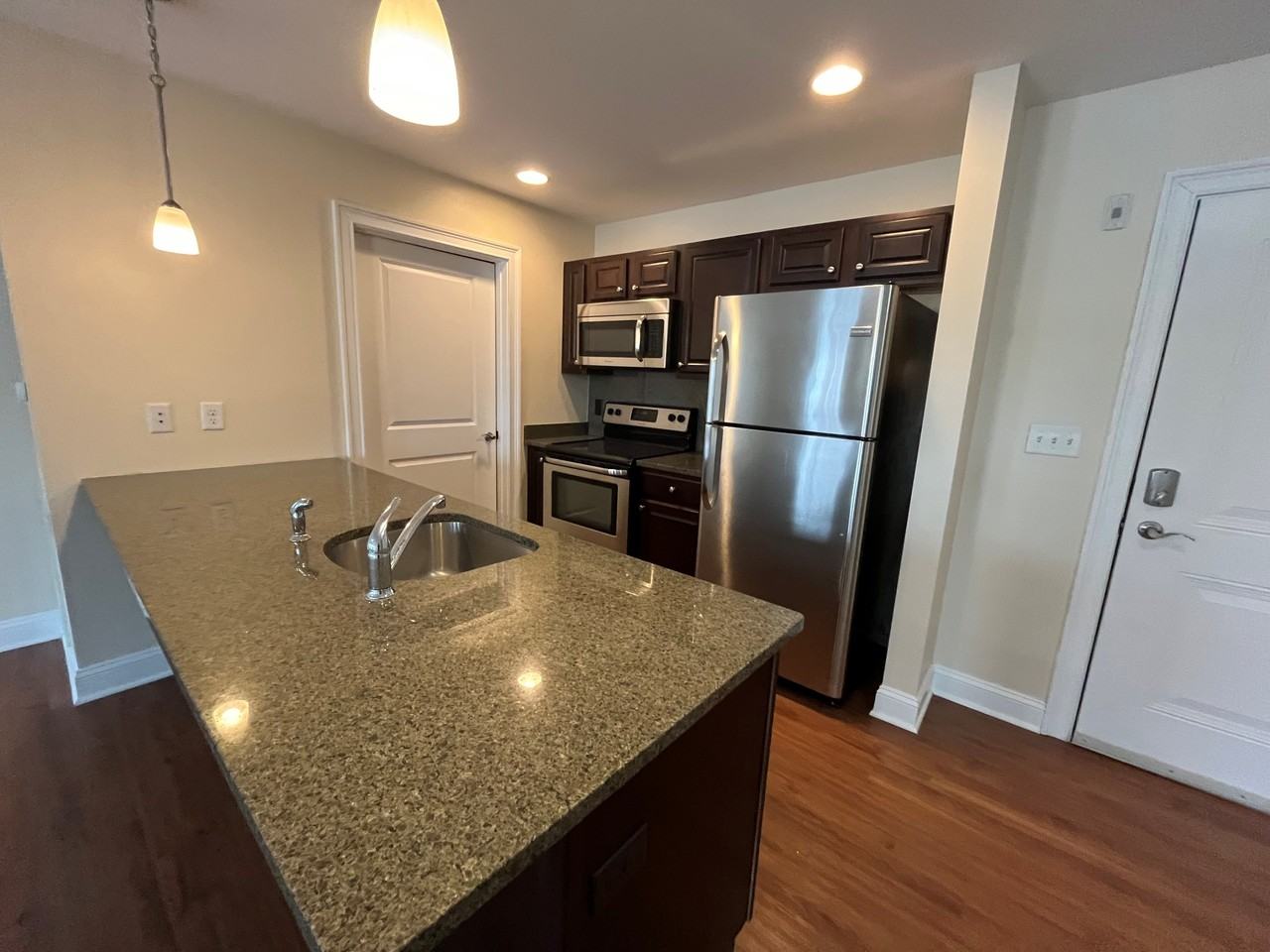 11 Hampstead Place #203 - Photo 6 of 8