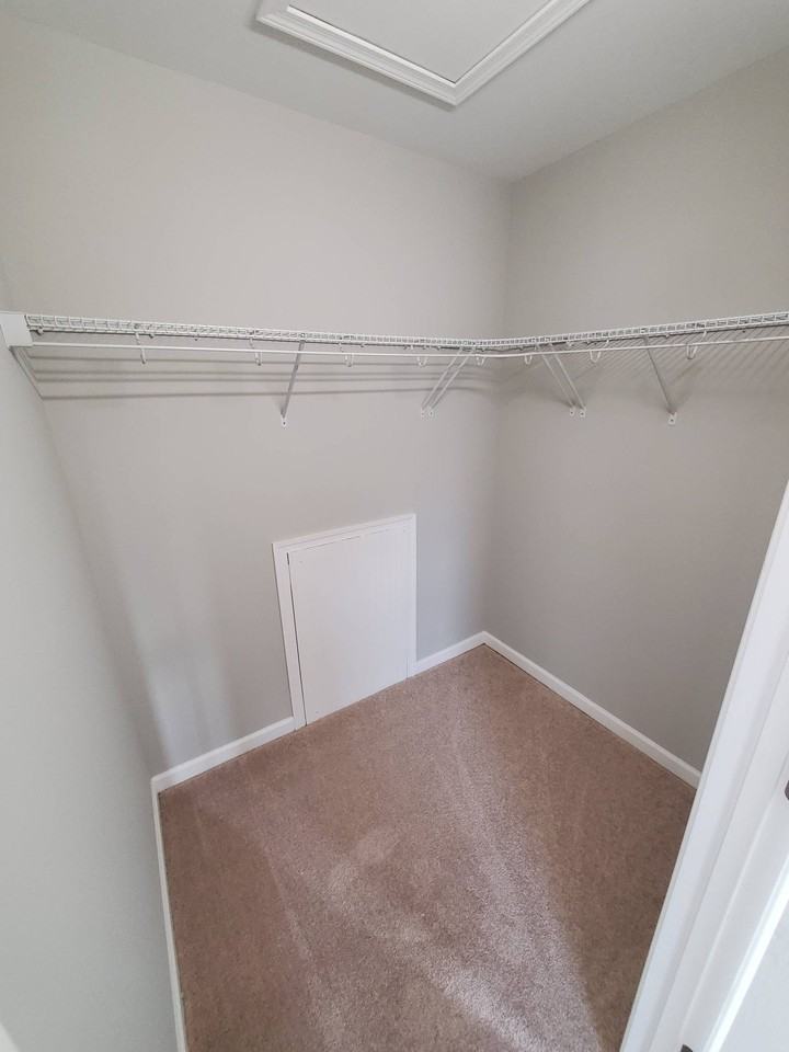 11 Micah Ct #1 - Photo 5 of 8