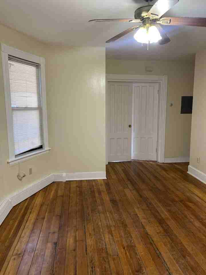 488 William St #488-1