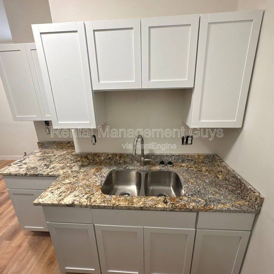 2631 Girard Ave N #1 - Photo 3 of 10