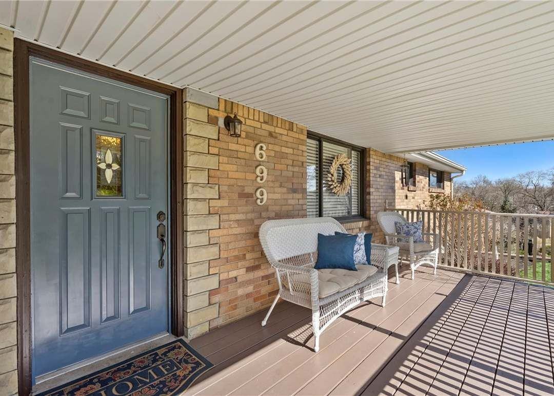 699 Doris Dr - Photo 3 of 22