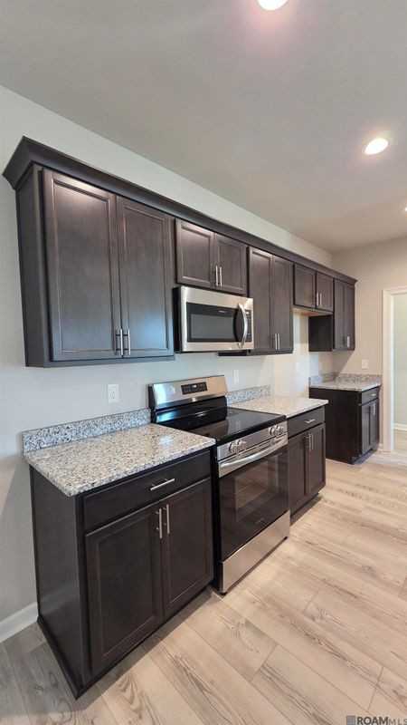 25662 Tarver Dr - Photo 5 of 21