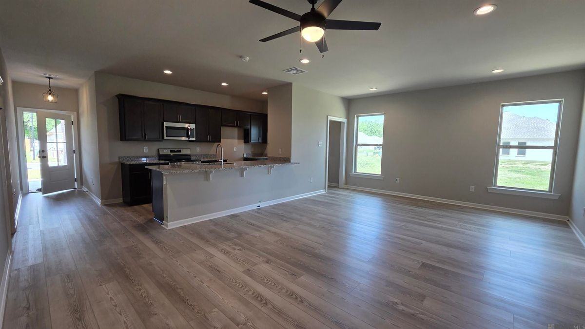 25662 Tarver Dr - Photo 6 of 21