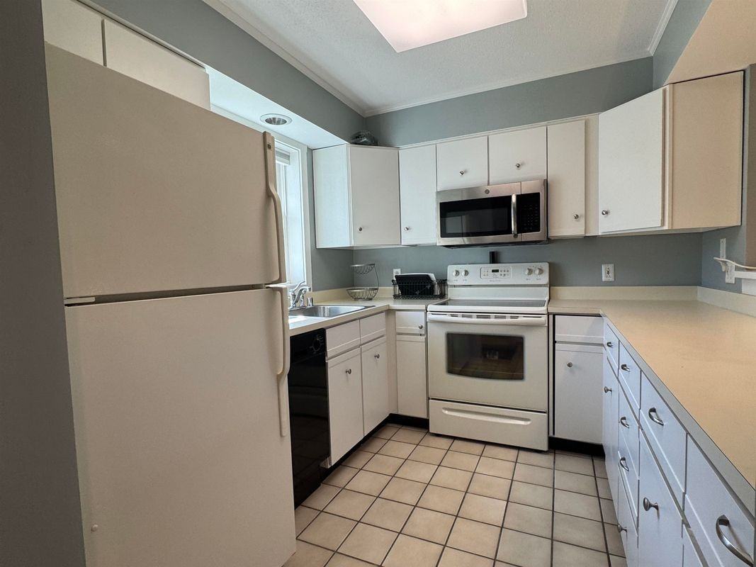 158 Riverside Townhouses Rd ##7 - Photo 6 of 15