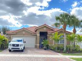 featured image of 2165 Sw Newport Isles Blvd