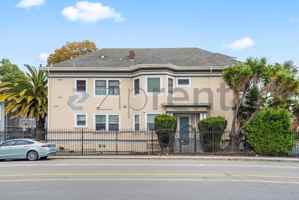 featured image of 1202 Adeline St