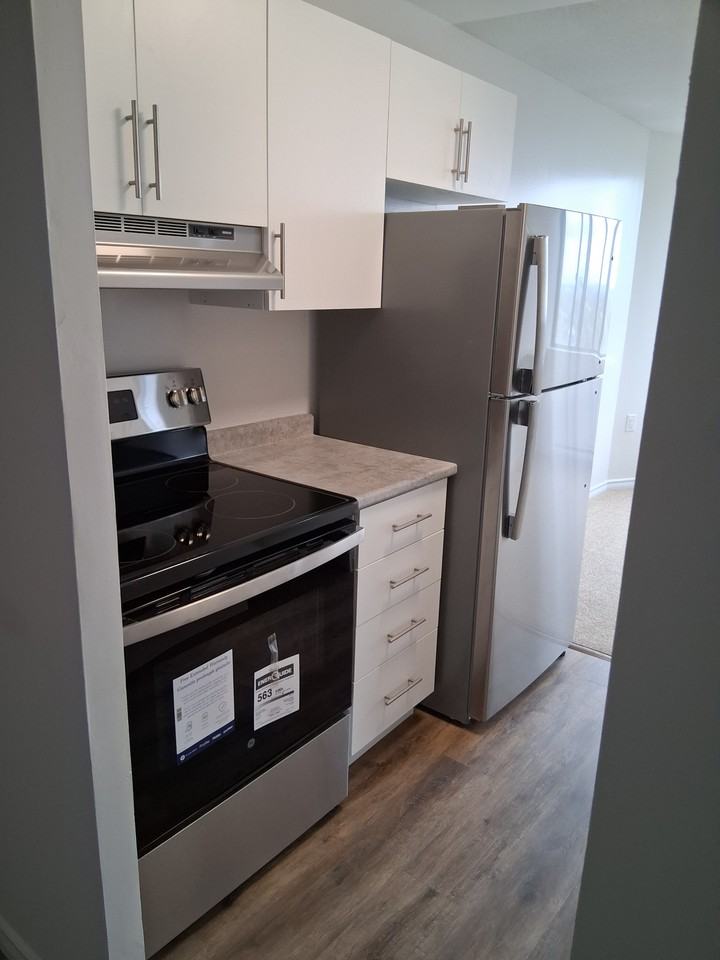 Highview Glen - Photo 7 of 35