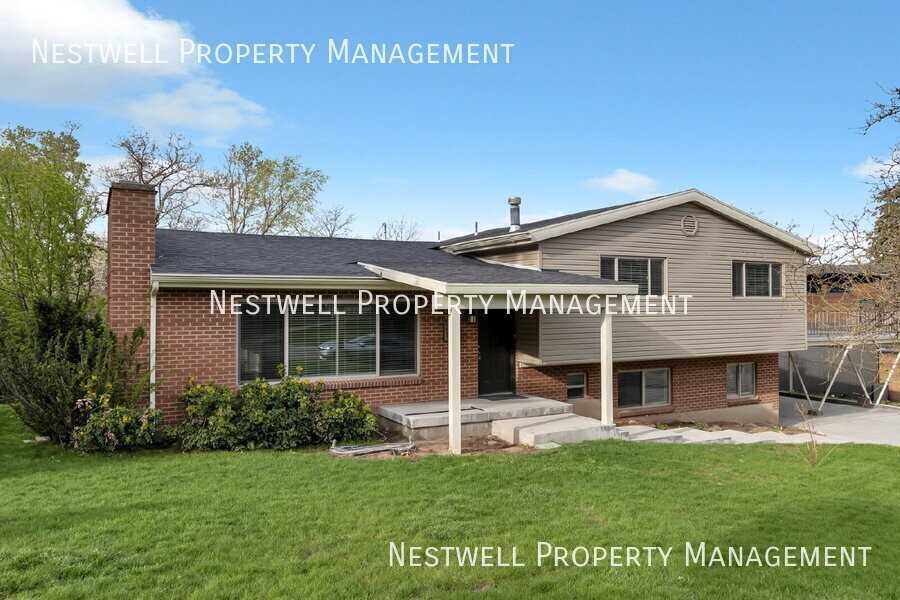 3610 E Hermes Dr - Photo 2 of 29
