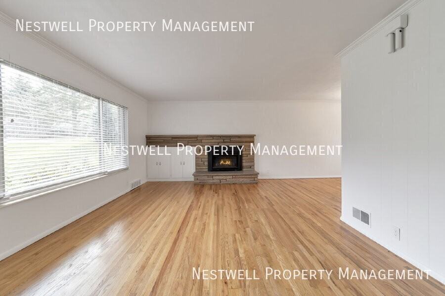 3610 E Hermes Dr - Photo 3 of 29