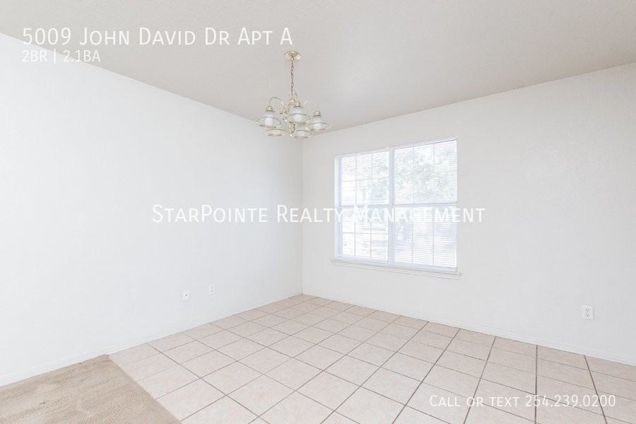 5009 John David Dr Apt A - Photo 6 of 16