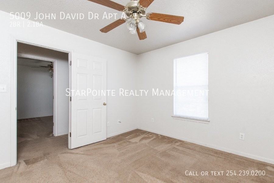 5009 John David Dr Apt A - Photo 7 of 16