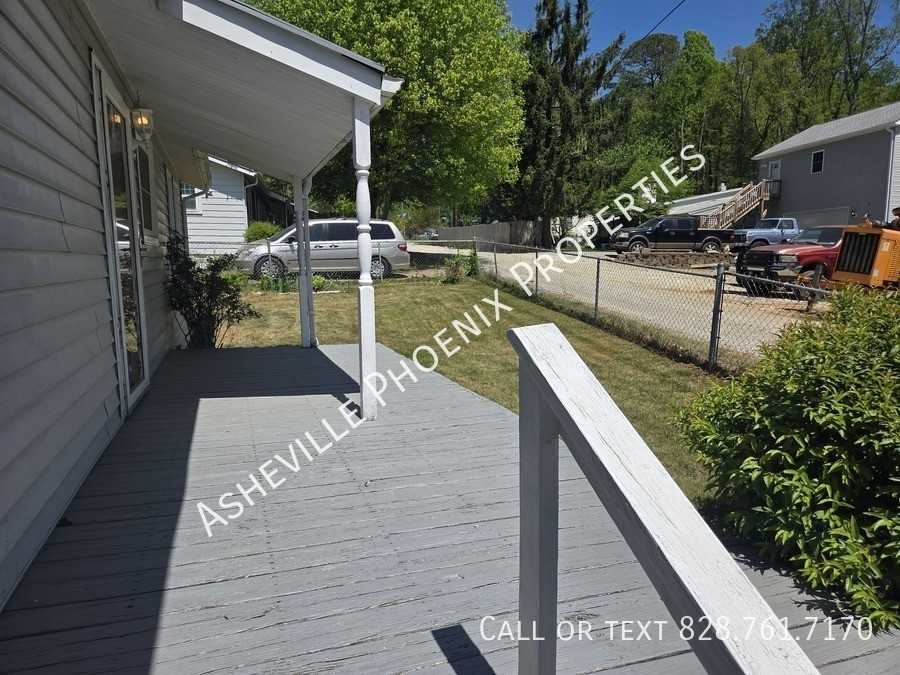 13 Rosscraggon Dr - Photo 3 of 18