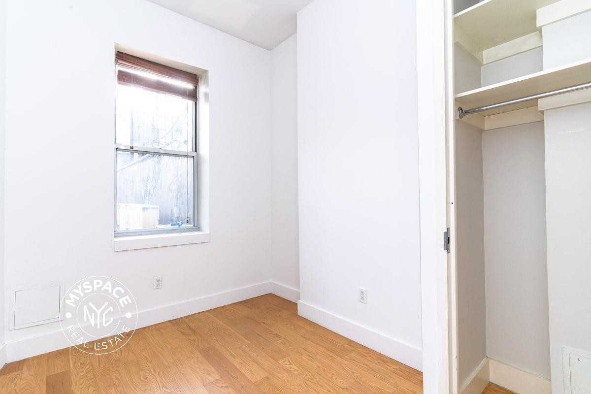 828 Saint Johns Pl #1F - Photo 5 of 11
