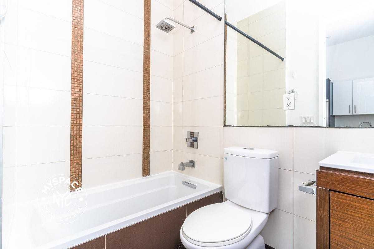 828 Saint Johns Pl #1F - Photo 7 of 11