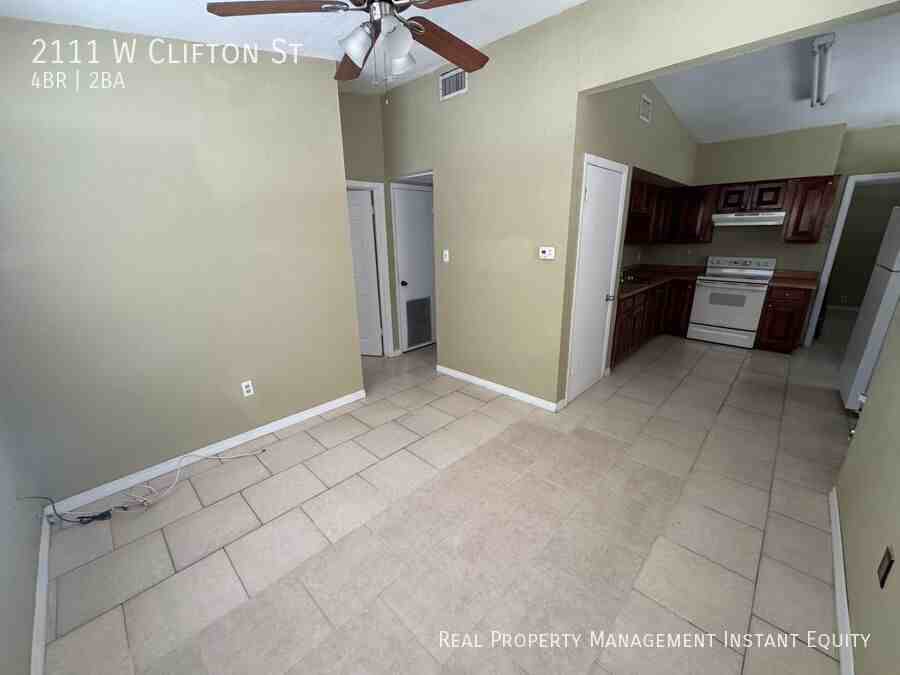 2111 W Clifton St - Photo 4 of 18
