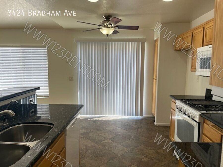 3424 Brabham Ave - Photo 7 of 22