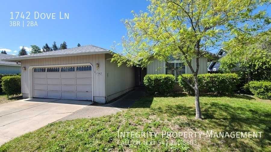 1742 Dove Ln - Photo 2 of 23