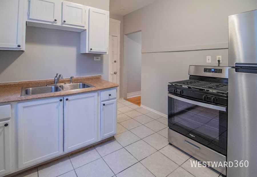 3821 W Wrightwood Ave #1A - Photo 6 of 17