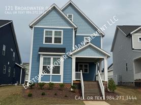 121 Broadwater Dr - Photo 1 of 1