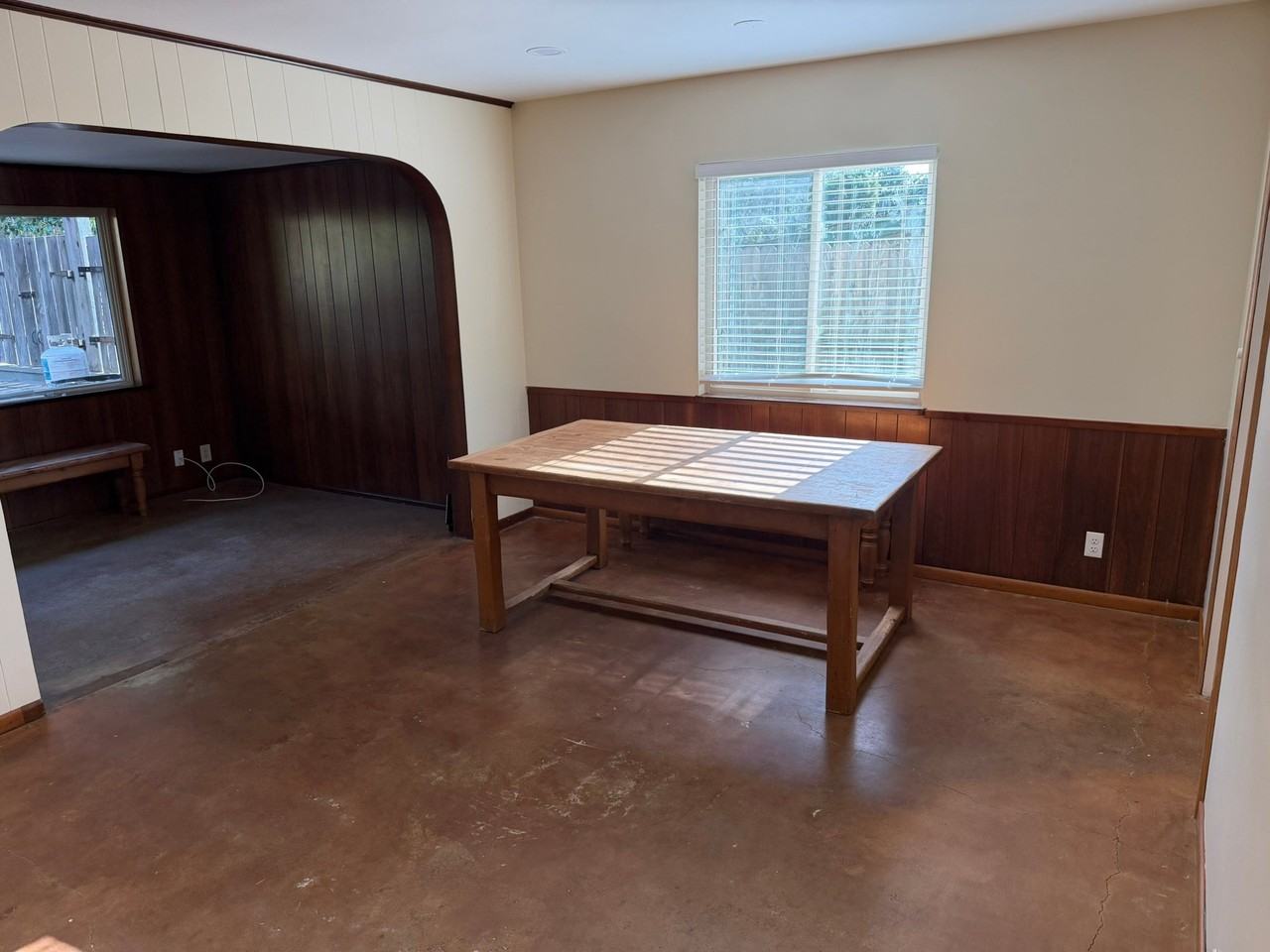 1722 Eucalyptus Dr - Photo 4 of 9
