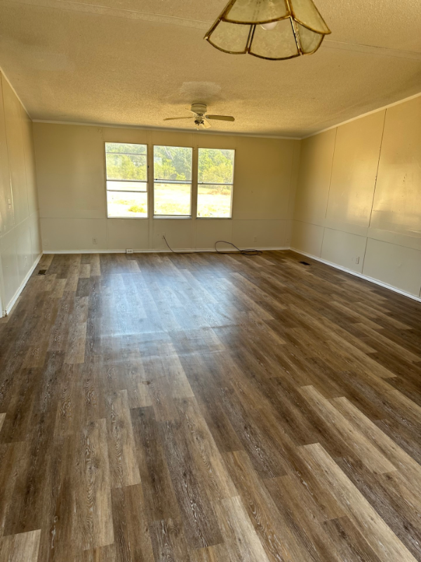 311 Crescent Meadows Ln - Photo 3 of 31