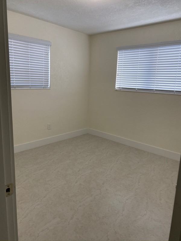 1331 Wstreet - Photo 3 of 10