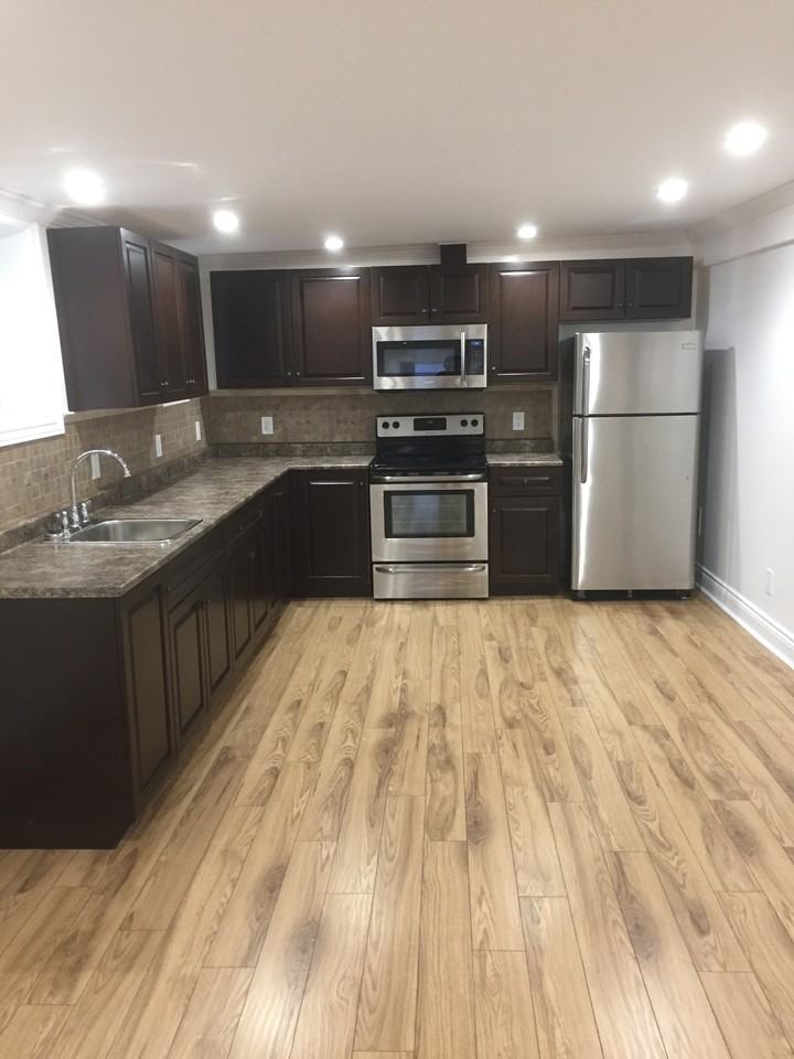 93 Bellwood Avenue #4