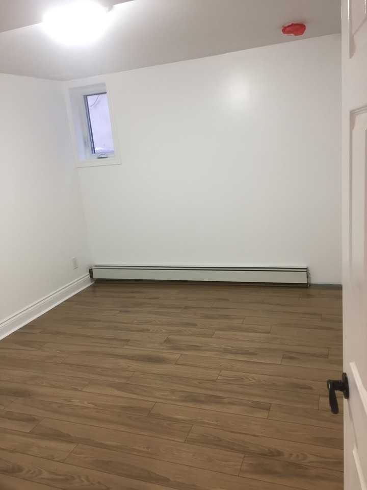 93 Bellwood Avenue #4 - Photo 5 of 9