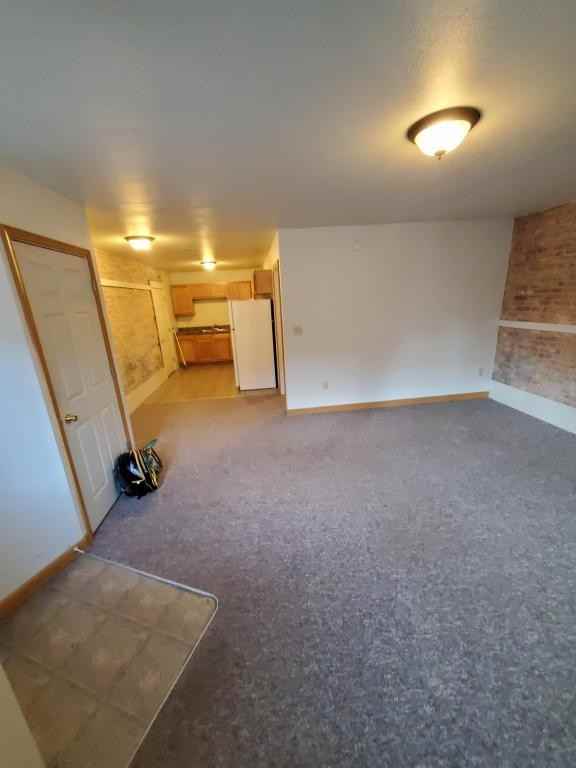 104 S Main St #3 - Photo 5 of 6