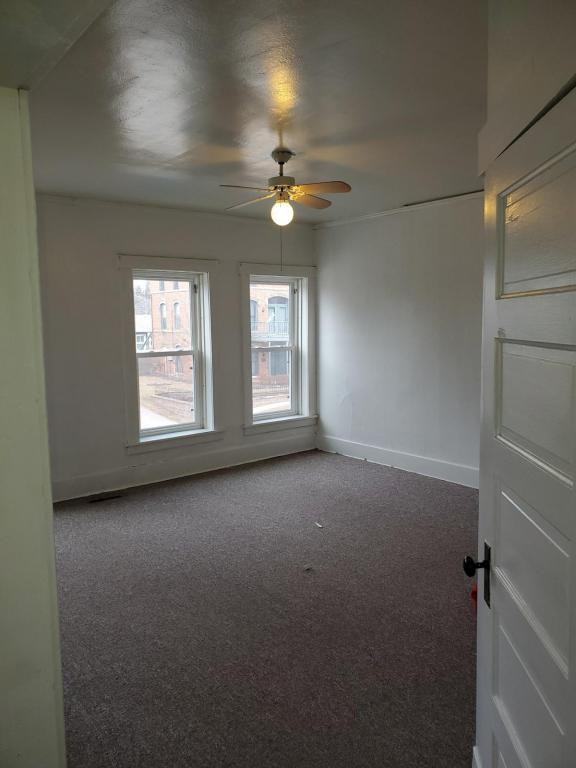 303 1/2 W High St #6 - Photo 6 of 7