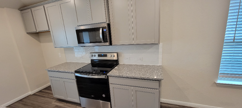1231 Meyers Mdw - Photo 4 of 22