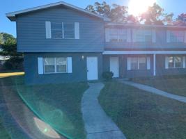 featured image of 2323 Sw Stratford Gln #104