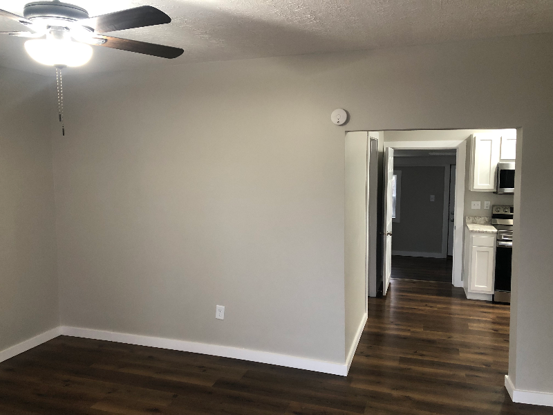 25 Walnut St - Photo 4 of 14