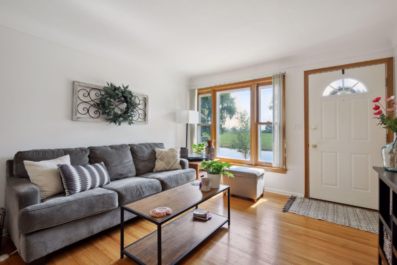 2104 E 58th St #2106 - Photo 6 of 6