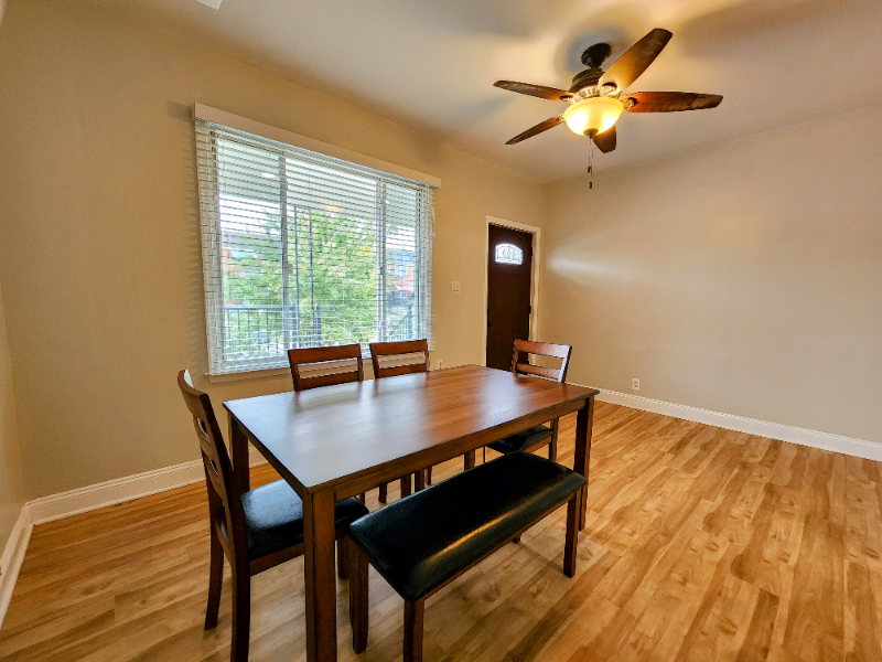 3811 Hayward Ave - Photo 4 of 28