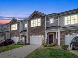 featured image of 5657 Tipperlinn Way