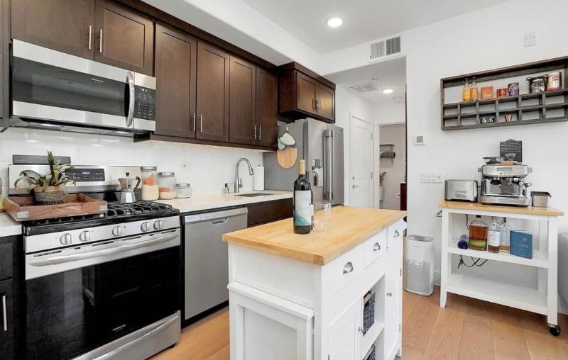 29438 Urbia Way - Photo 4 of 11