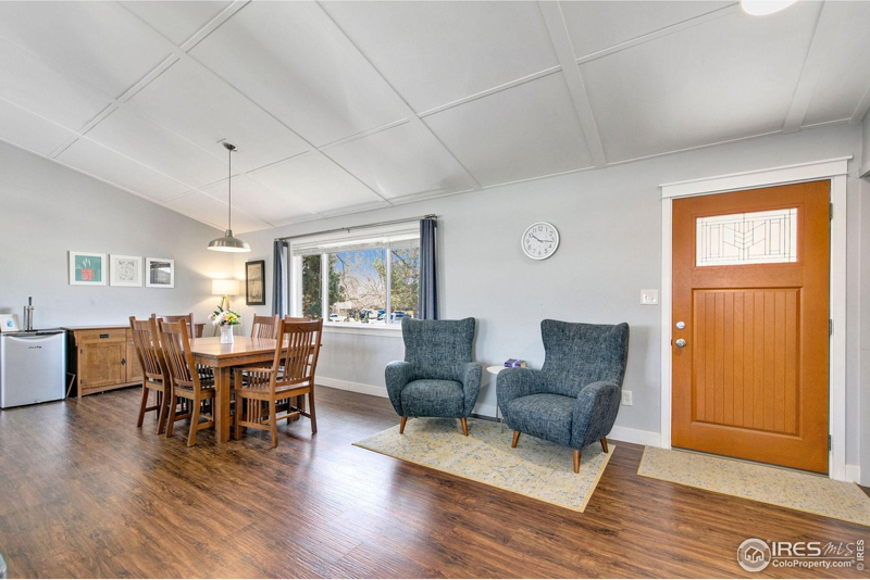 930 Rocky Mountain Way - Photo 7 of 27