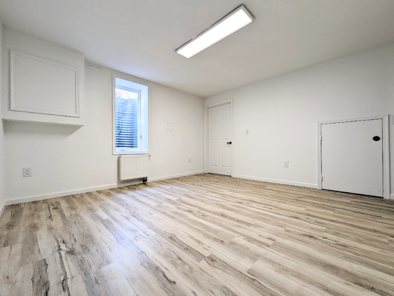 406 Gaither St #1 - Photo 2 of 11