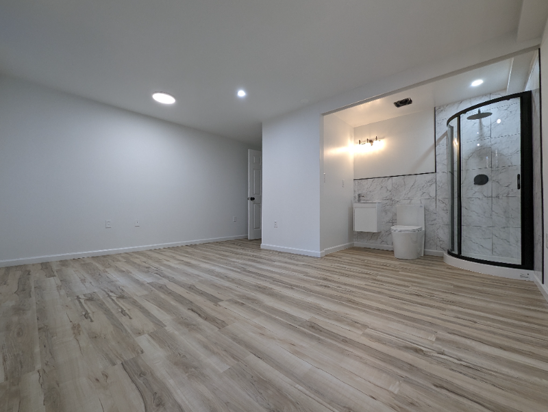 406 Gaither St #1 - Photo 6 of 11