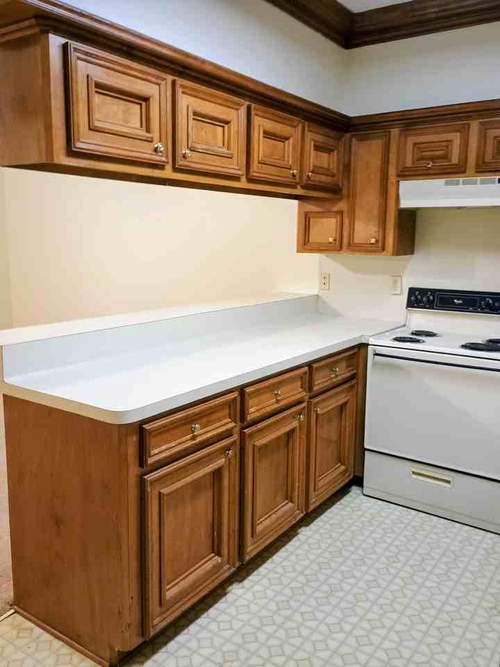 110 N 5th St #4 - Photo 2 of 6
